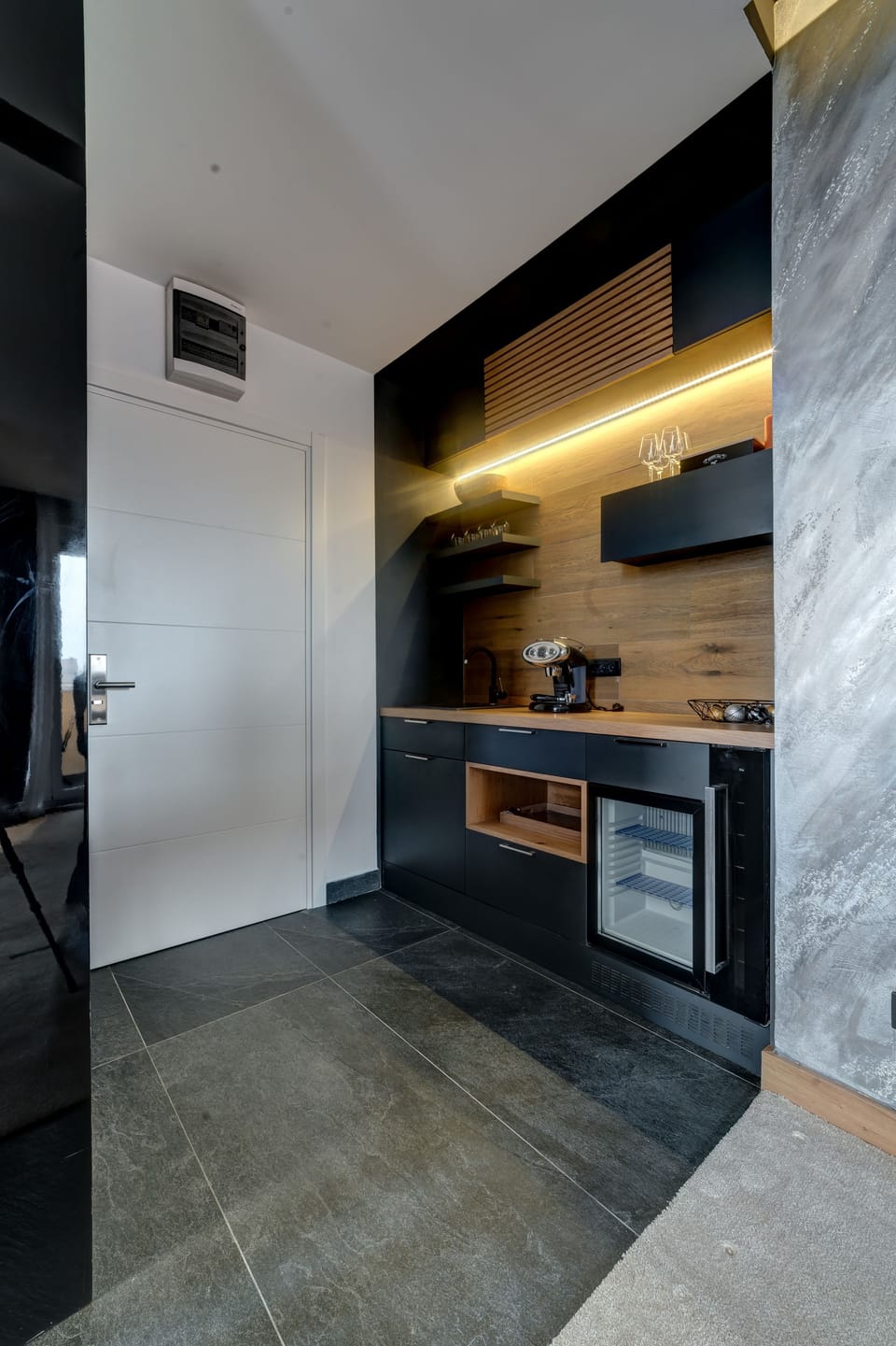 Luxury Suite, 1 King Bed with Sofa bed | Hypo-allergenic bedding, minibar, in-room safe, desk