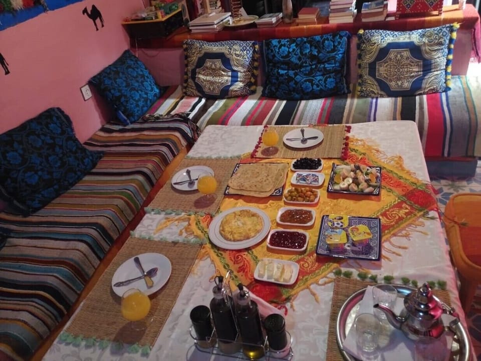 Free daily local cuisine breakfast