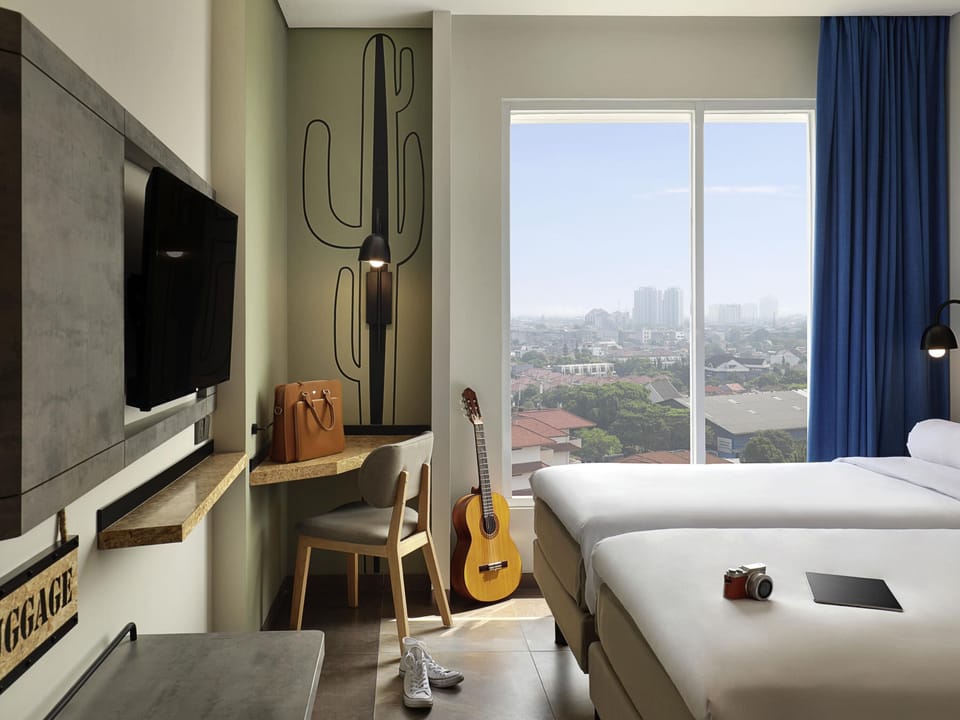Superior Room, 2 Twin Beds | Premium bedding, desk, soundproofing, free WiFi