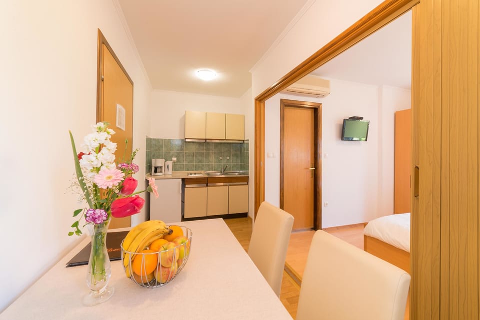 Studio | Private kitchen