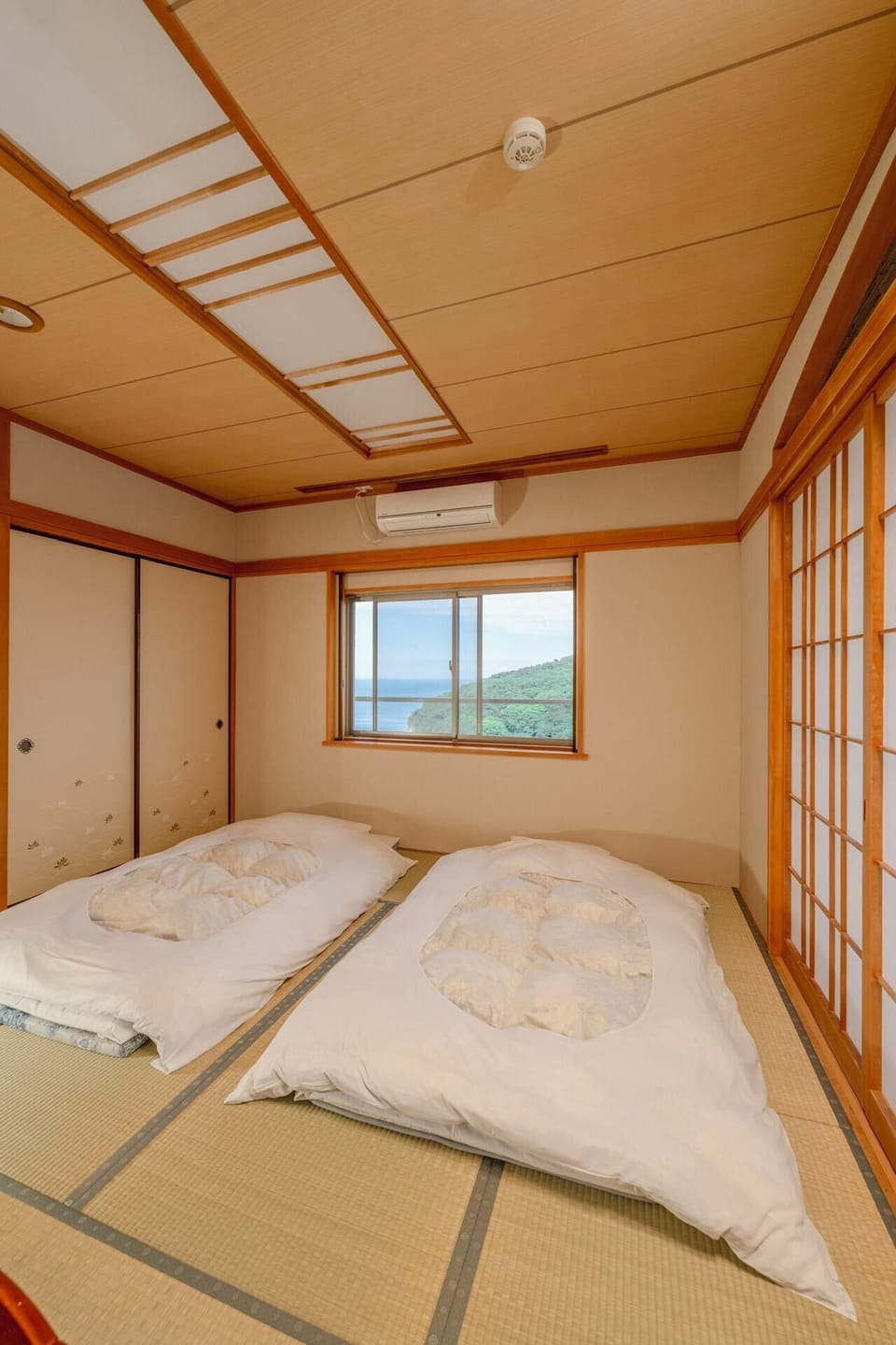 Japanese Style Room for 3 guests with Garden View, Non Smoking | In-room safe, soundproofing, WiFi (free), bed sheets