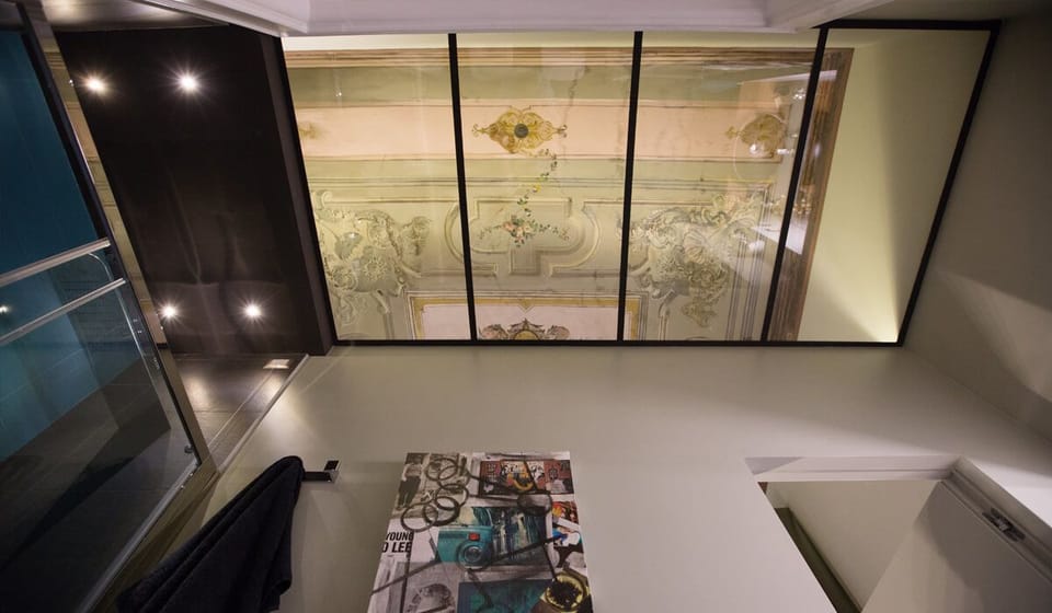 Luxury Suite (Re) | In-room safe, desk, soundproofing, rollaway beds (surcharge)