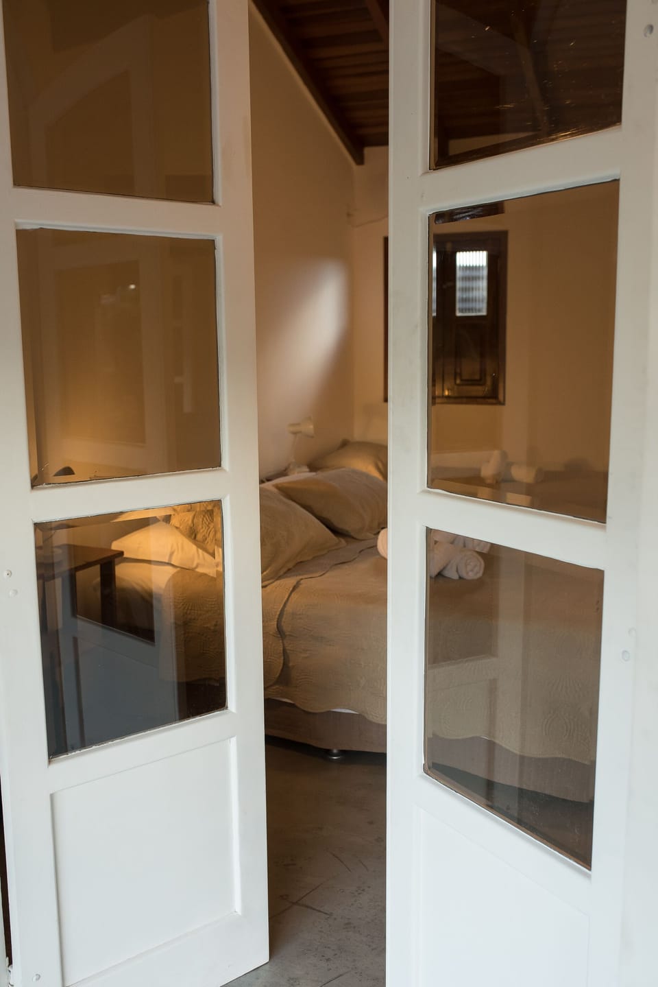 Twin Room, 1 Double Bed, Non Smoking | Minibar, free WiFi, bed sheets