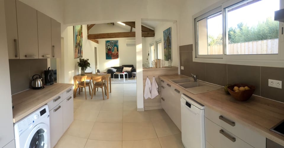 Superior House, 2 Bedrooms (Annexe) | Private kitchen