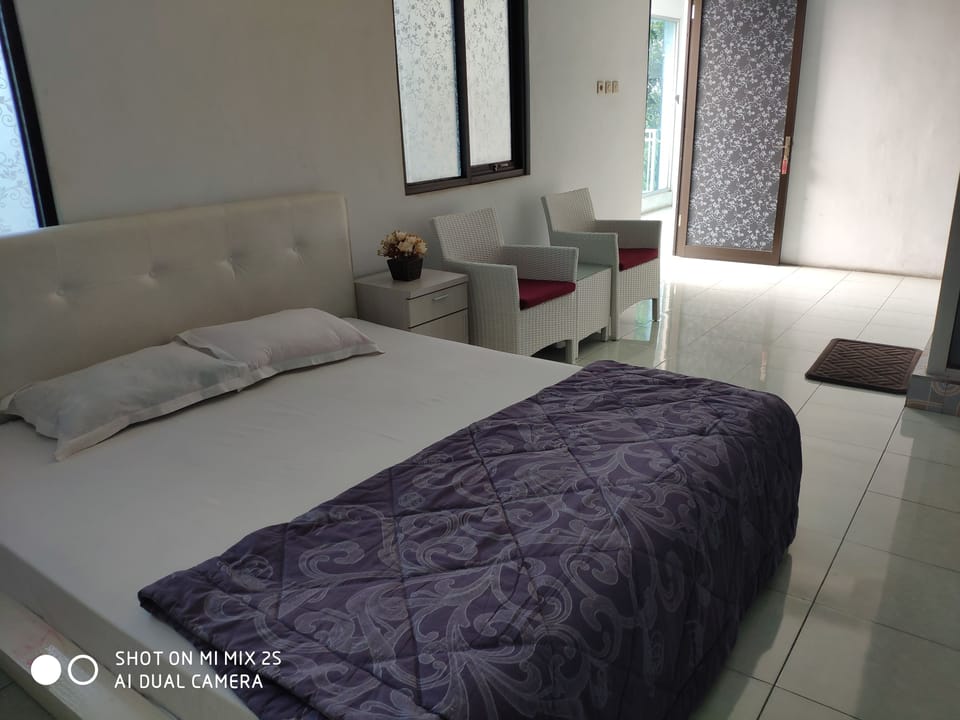 Family Suite, 1 King Bed (Bukti menikah wajib untuk pasangan) | Room amenity