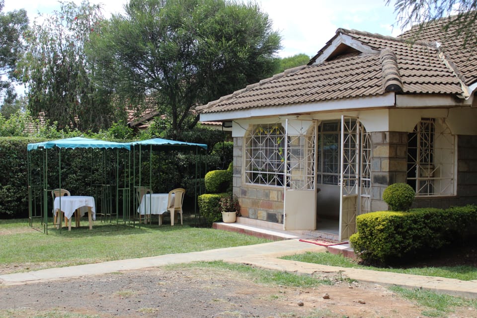 Salient Guest House Bed and Breakfast in Kenya