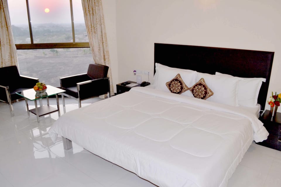 Blackout drapes, cribs/infant beds, free WiFi, bed sheets