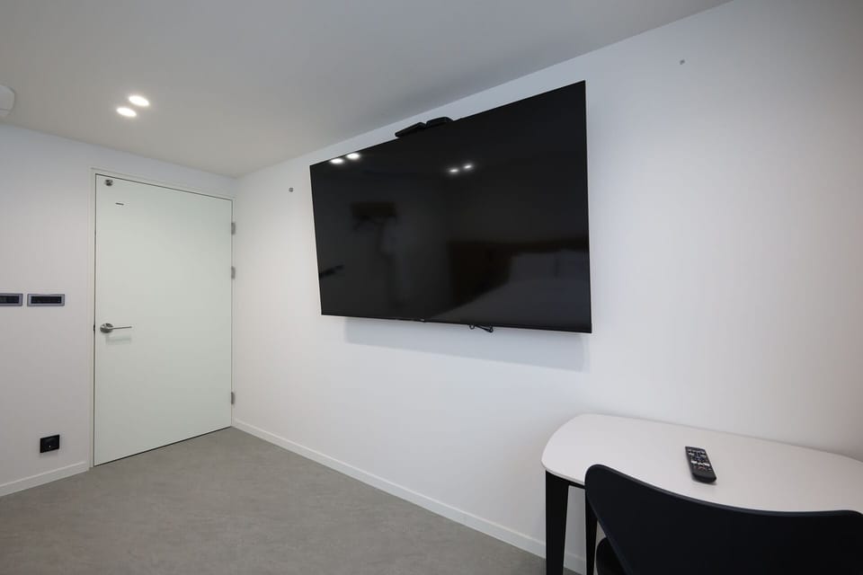 Standard Double Room | Desk, laptop workspace, soundproofing, free WiFi