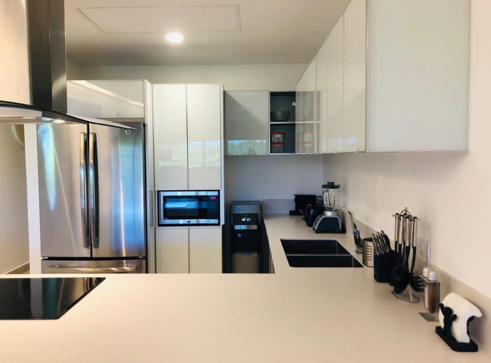 Apartment | Private kitchen | Fridge, microwave, oven, stovetop