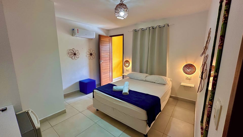 Quarto Casal com terraço | Minibar, in-room safe, desk, free WiFi