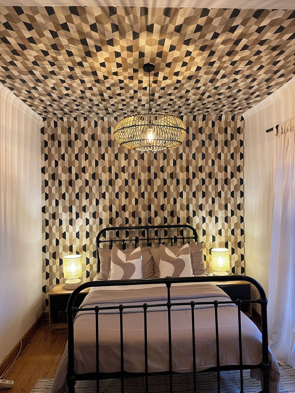 Standard Room, 1 Double Bed, Non Smoking, Pool View | In-room safe, individually decorated, individually furnished