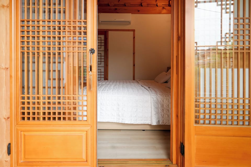 Mooyeol | Premium bedding, WiFi (free), individually furnished