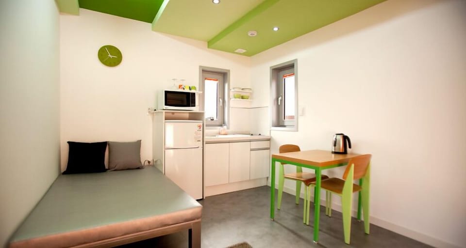 Romantic House (BBQ fee - Pay Onsite) | Individually decorated, free WiFi