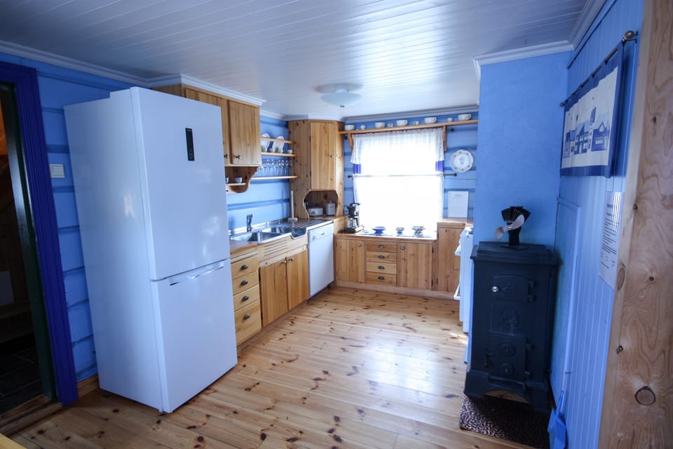 Engenstugu | Private kitchen | Electric kettle