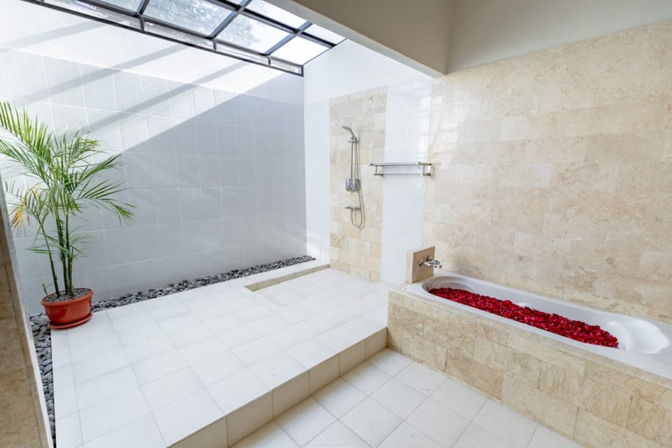Two Bedroom Rice Field View | Bathroom | Shower, rainfall showerhead, free toiletries, slippers