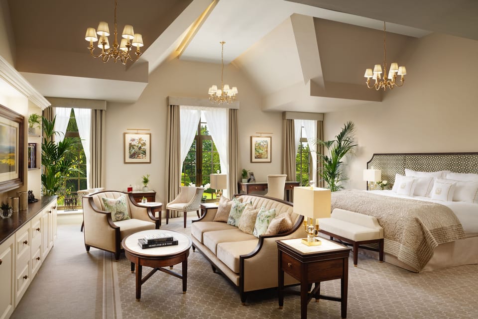 Superior Double Room | Minibar, in-room safe, desk, soundproofing