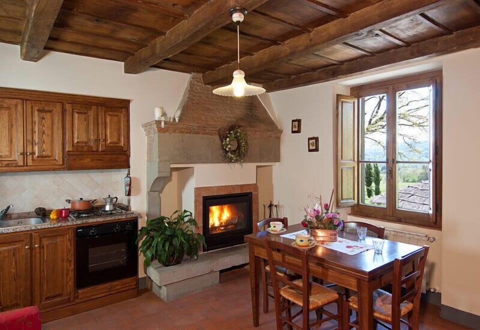 Villa, 3 Bedrooms | In-room dining