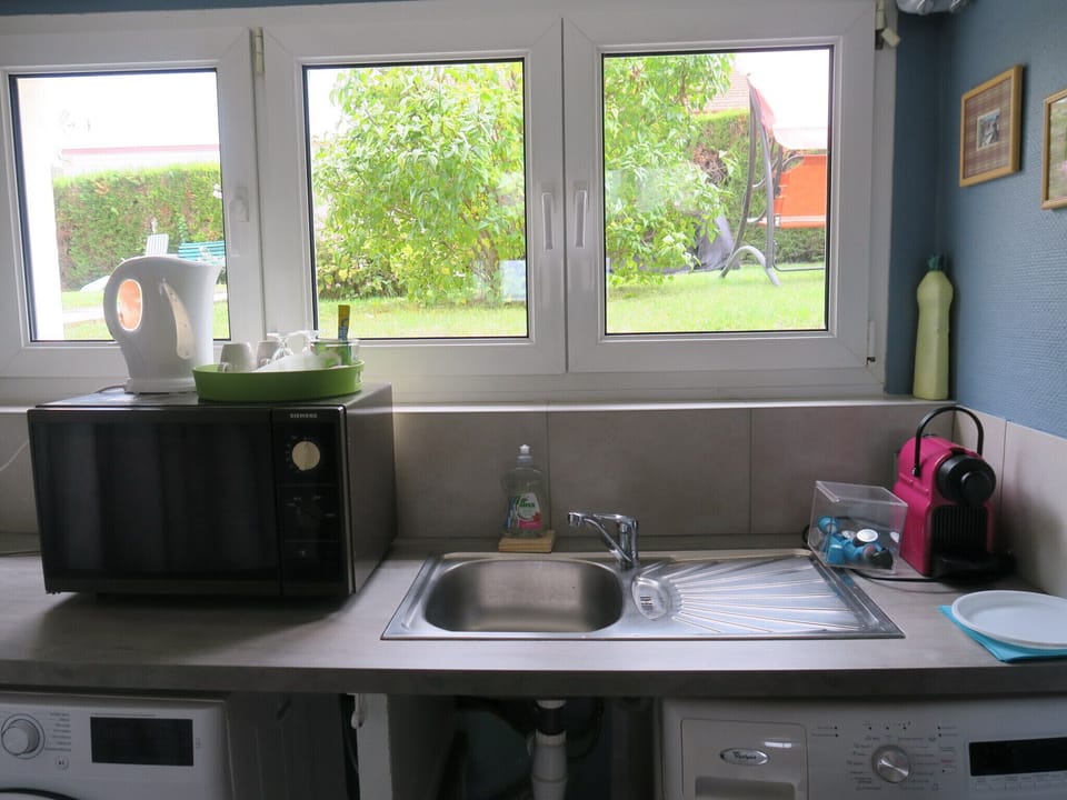 Superior Double Room, Ensuite (Le Bureau) | Restaurant