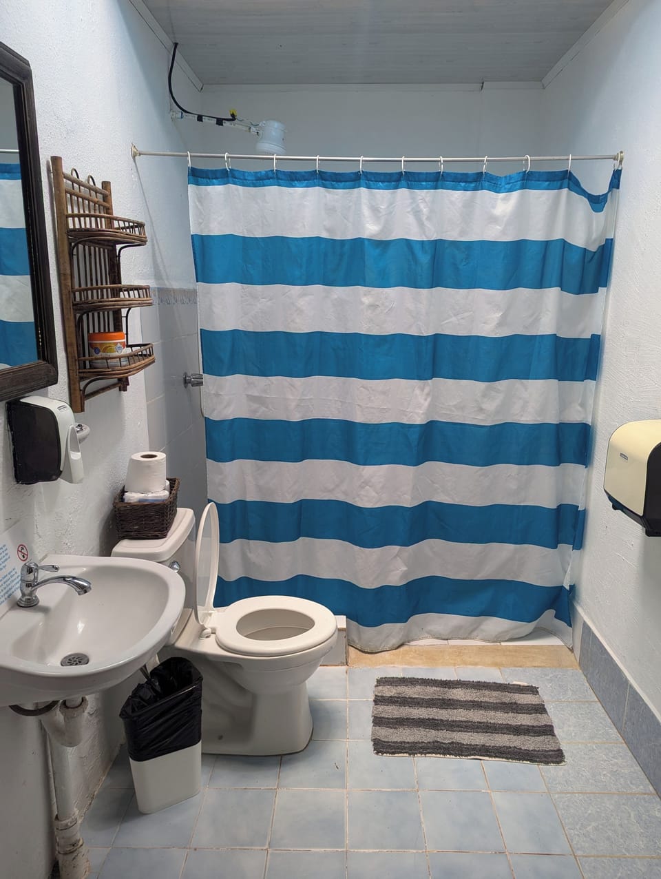 Family Room, Multiple Beds, Non Smoking | Bathroom | Shower, towels, soap, toilet paper