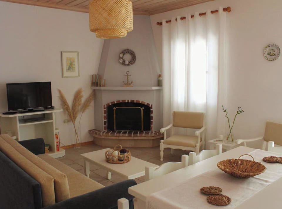 Family Apartment | Living room
