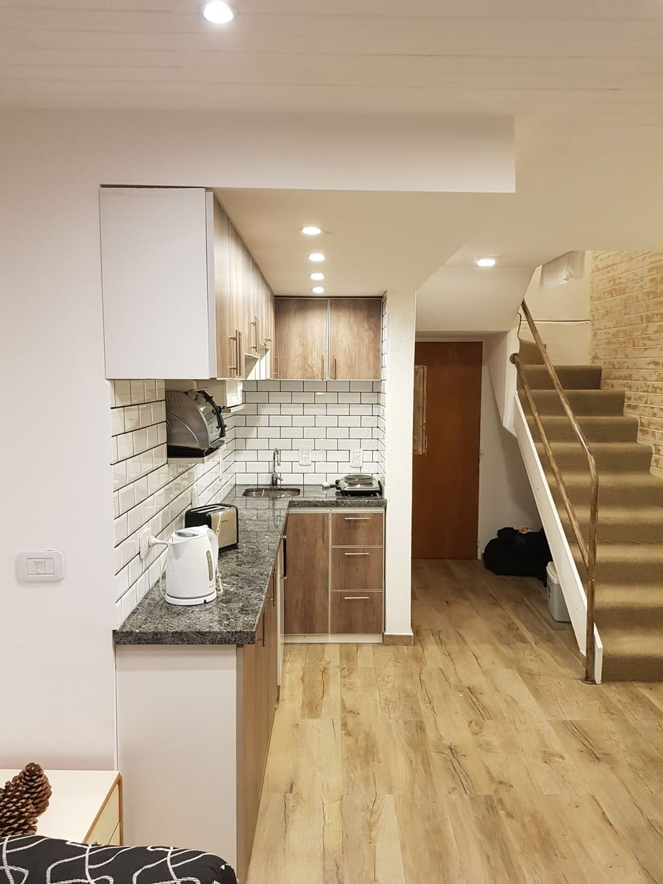 Apartment, 2 Bedrooms | Private kitchen | Fridge, oven, stovetop, coffee/tea maker