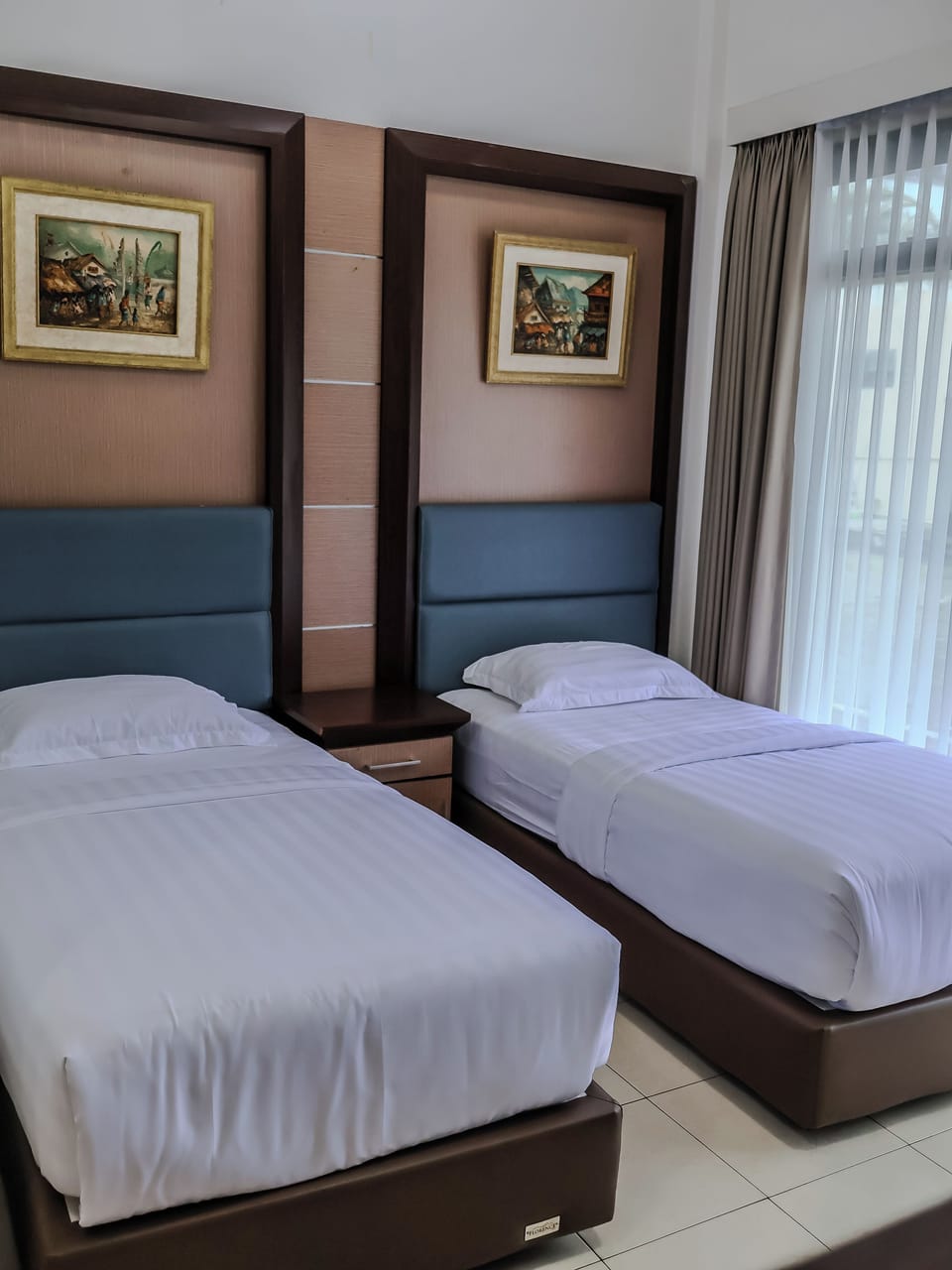 Superior Room | Desk, blackout drapes, WiFi (free), bed sheets