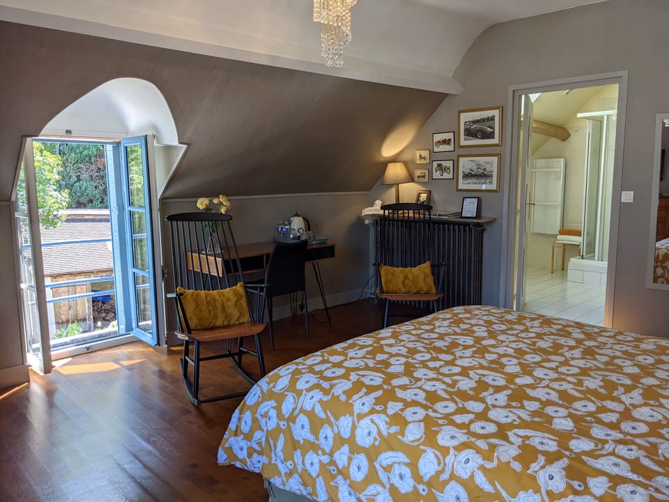 Deluxe Double Room, 1 Queen Bed, Garden View (Olivier) | Frette Italian sheets, premium bedding, individually decorated
