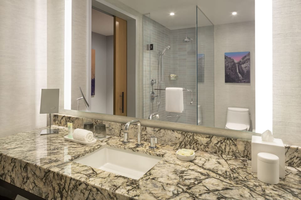 Shower, free toiletries, hair dryer, towels