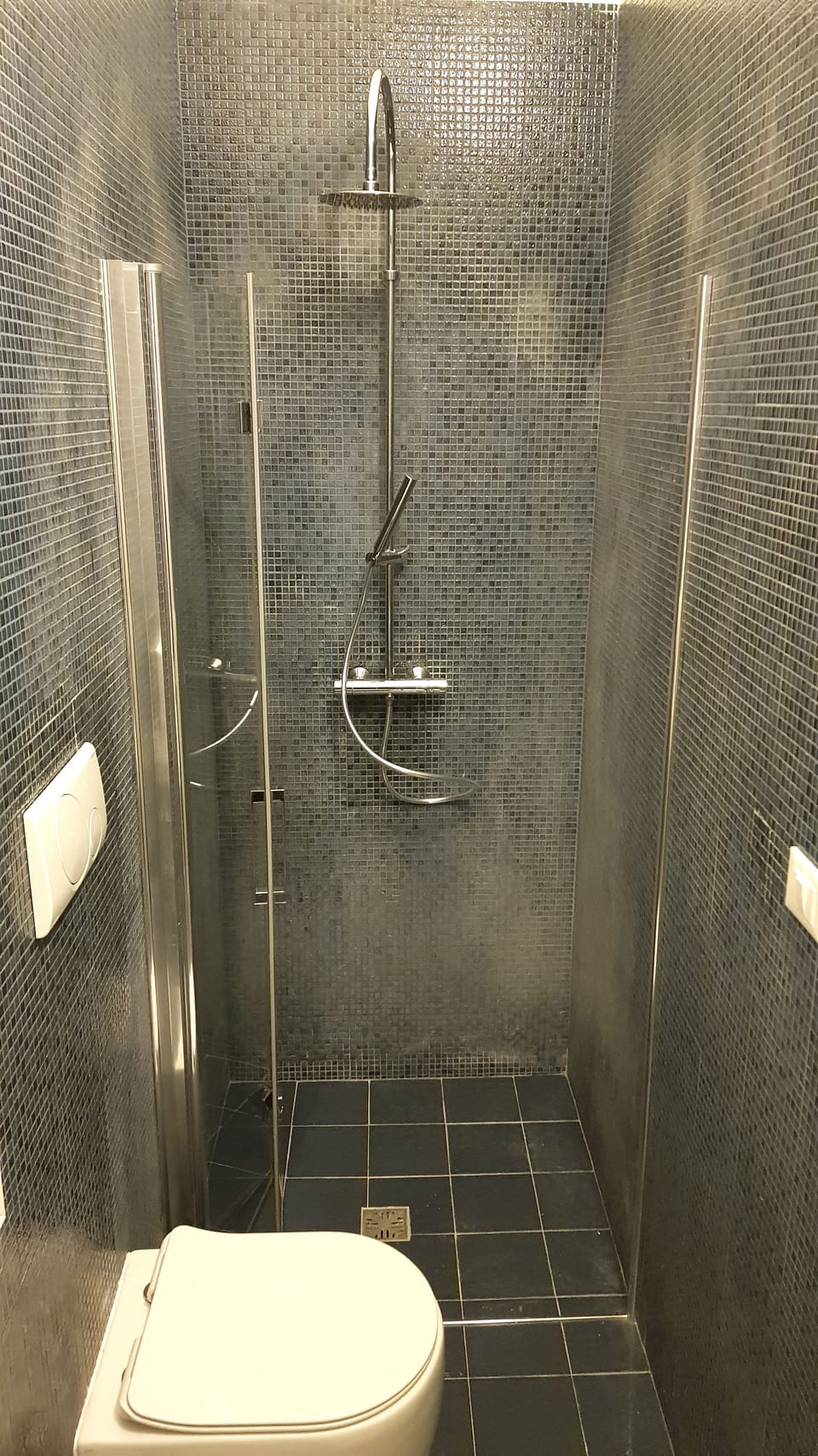 Deluxe Room, Hot Tub, Sea View | Bathroom shower