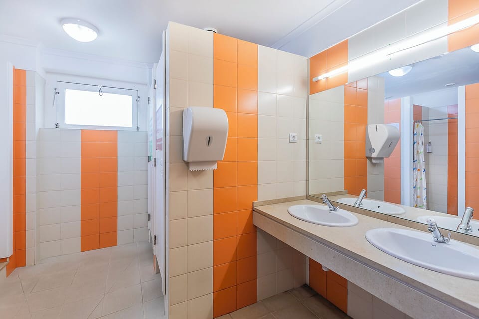 Shared Dormitory, Women only, Shared Bathroom (1 bed in 6-bed Dorm) | Bathroom | Shower