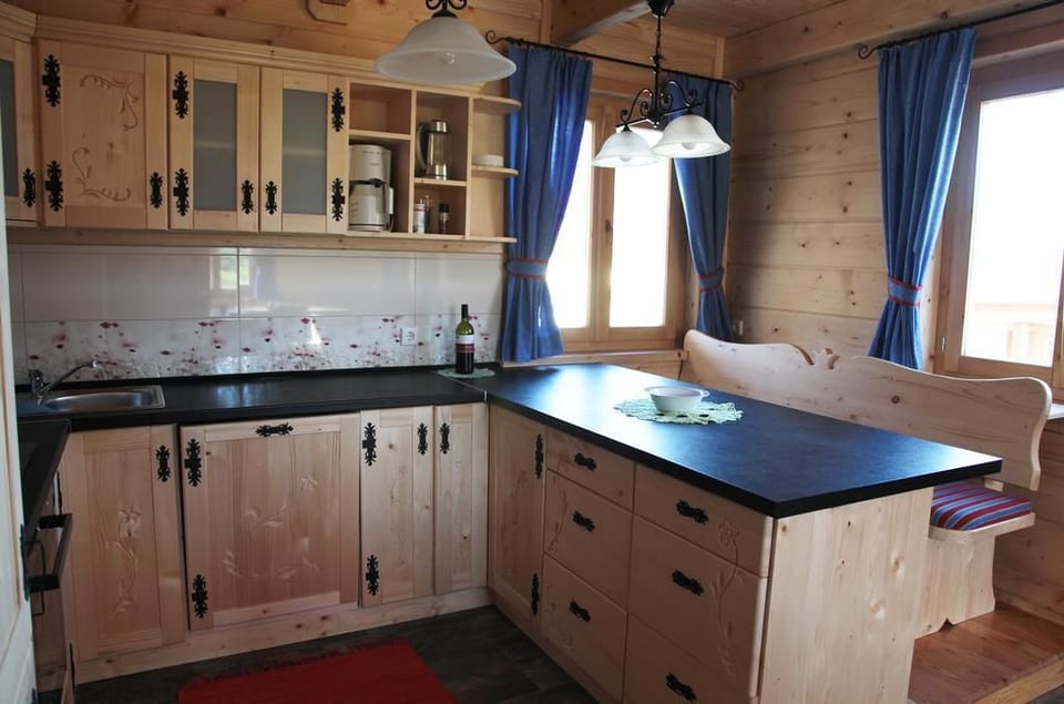 Family Cottage, 4 Bedrooms | Private kitchen | Full-size fridge, oven, stovetop, dishwasher