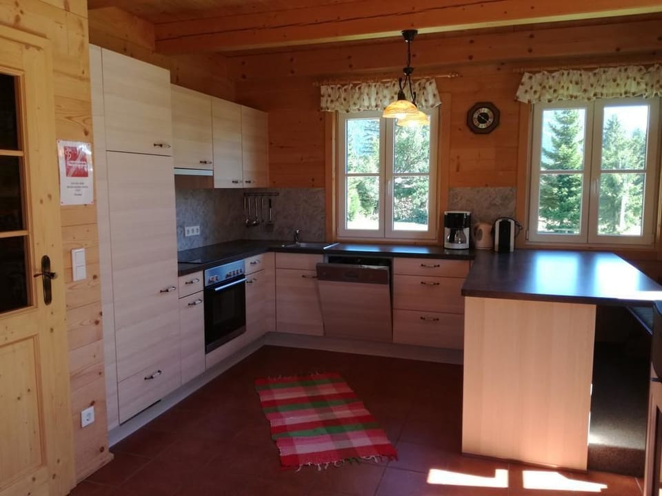 Family Cottage, 3 Bedrooms | Individually furnished, free WiFi