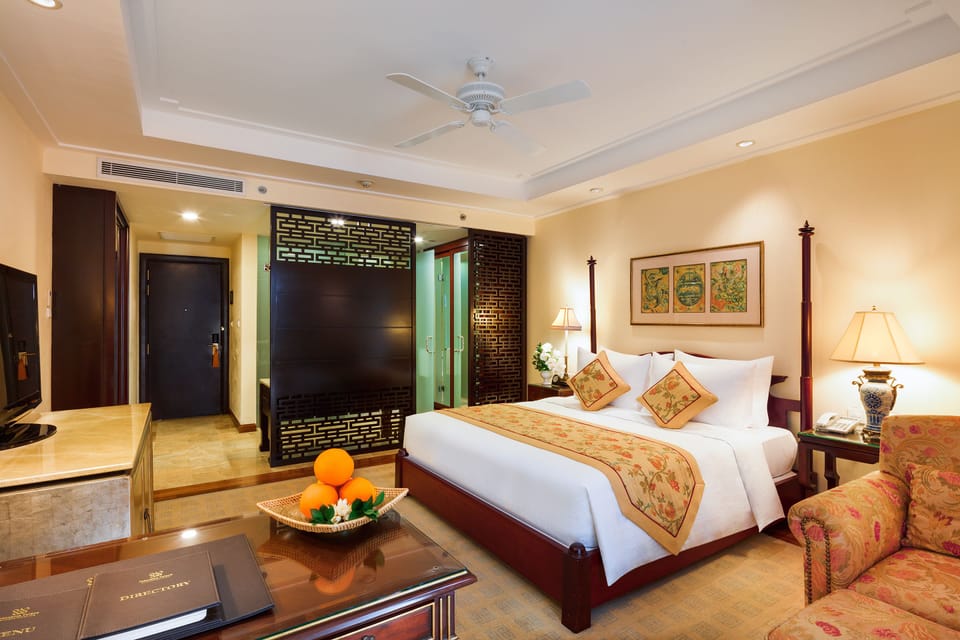 Palace Deluxe | Premium bedding, minibar, in-room safe, desk