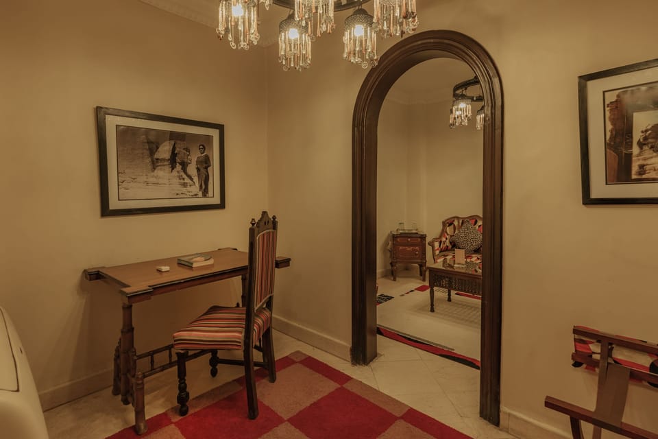 Deluxe Twin Suite | 1 bedroom, Egyptian cotton sheets, premium bedding, minibar