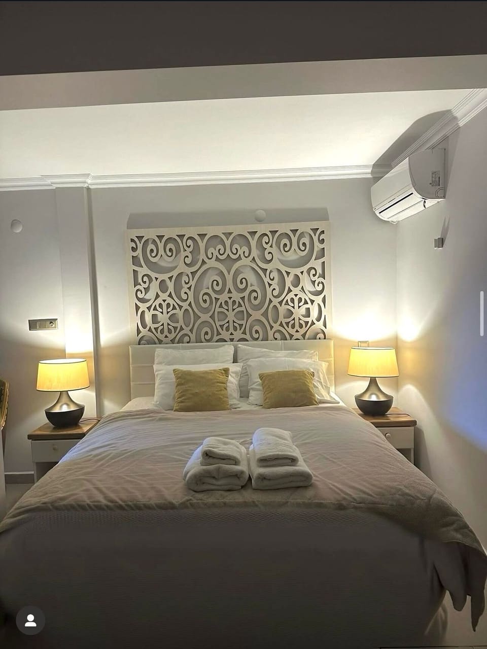 Double Room, Jetted Tub | WiFi (free), bed sheets