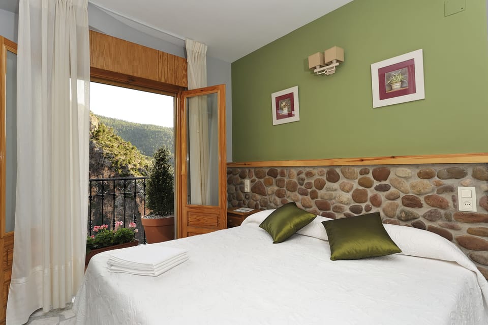 Double Room, 1 Double Bed | Individually decorated, individually furnished, free cribs/infant beds