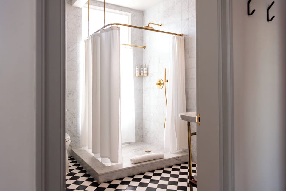 Grand Room, 1 King Bed (Pearl St) | 1 bedroom, Frette Italian sheets, premium bedding, down comforters
