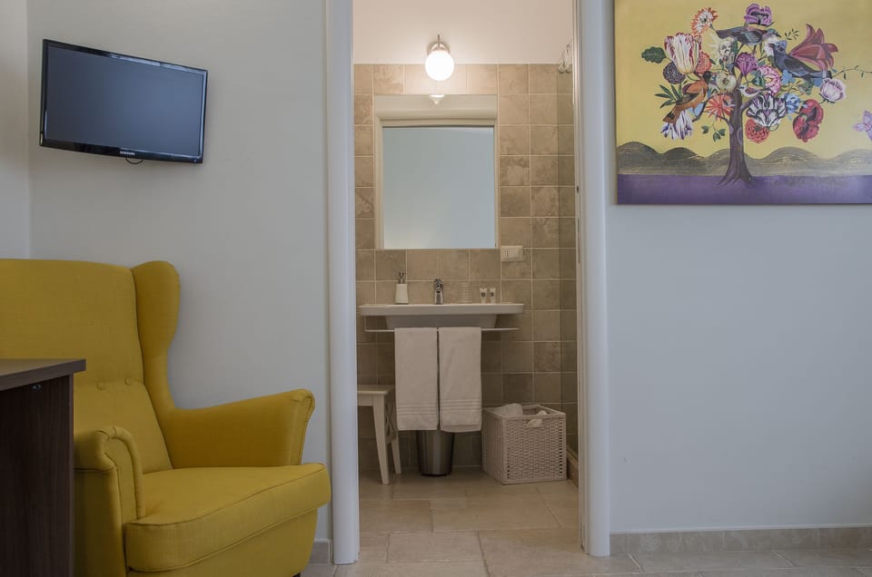 Camera matrimoniale | Bathroom | Free toiletries, hair dryer, bidet, towels