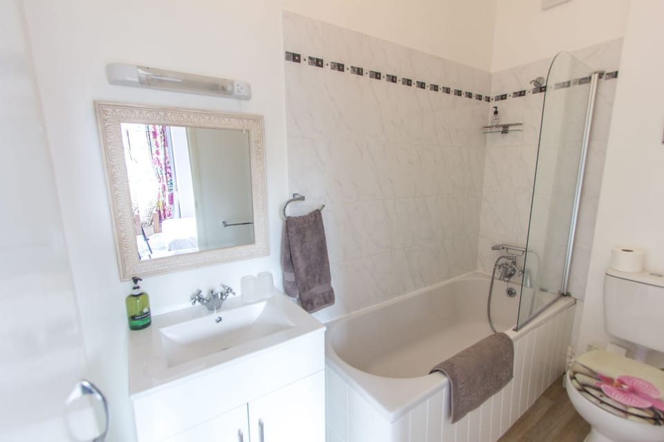 Harbour Heights Guest House Bed and Breakfast in Torquay