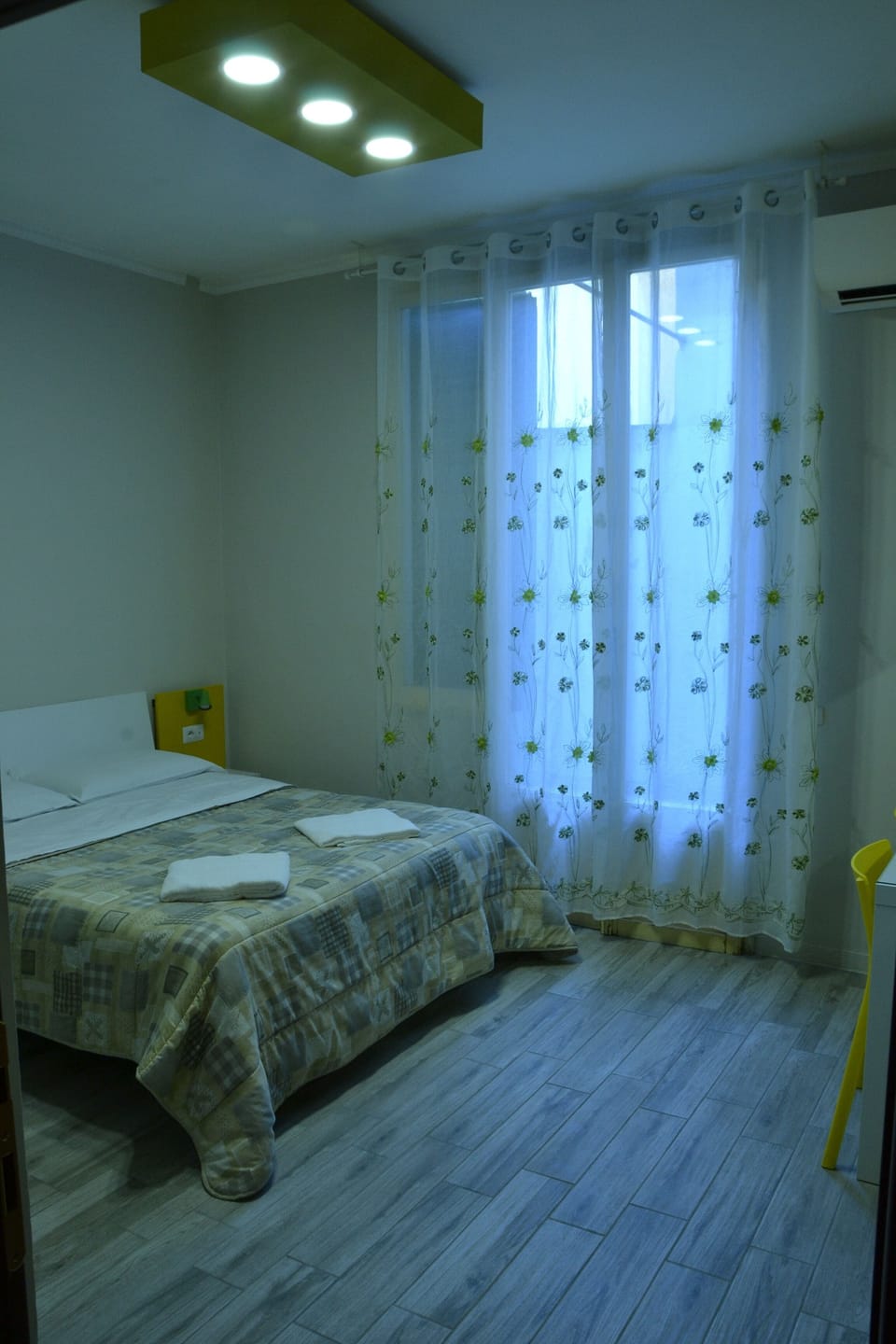 Comfort Double or Twin Room | Desk, iron/ironing board, free WiFi, bed sheets