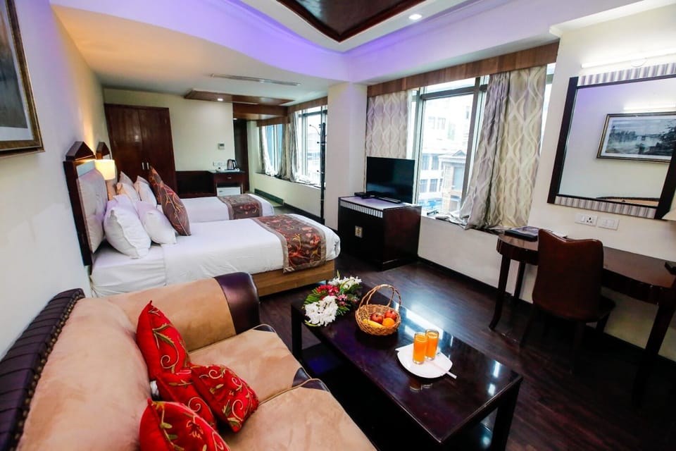 Superior Double Room | Premium bedding, minibar, in-room safe, desk