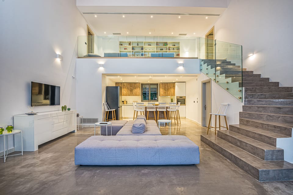 Superior Villa, 4 Bedrooms | Living area | Flat-screen TV, Netflix