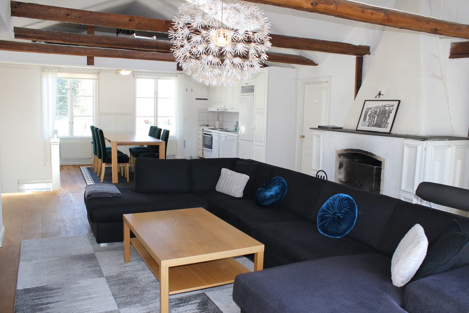 Family Suite, 3 Bedrooms | Living area | Flat-screen TV