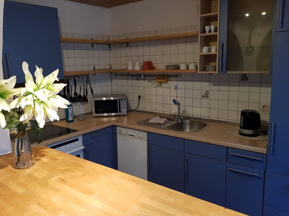 Double Room, Private Bathroom (im Apartment Deluxe) | Miscellaneous