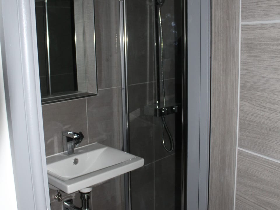 Townhouse @ 282 Walthall Street Crewe House in Crewe
