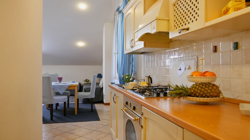 Comfort Apartment, Garden View | Private kitchen