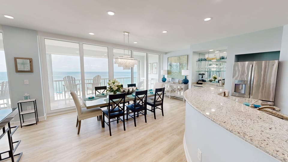 Condo, 3 Bedrooms | Private kitchen | Fridge, microwave, oven, dishwasher