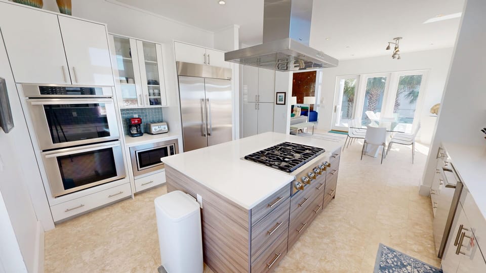 House, 5 Bedrooms | Private kitchen | Coffee/tea maker, fridge, oven, toaster