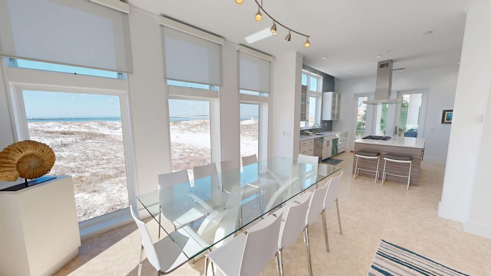 House, 5 Bedrooms | Dining