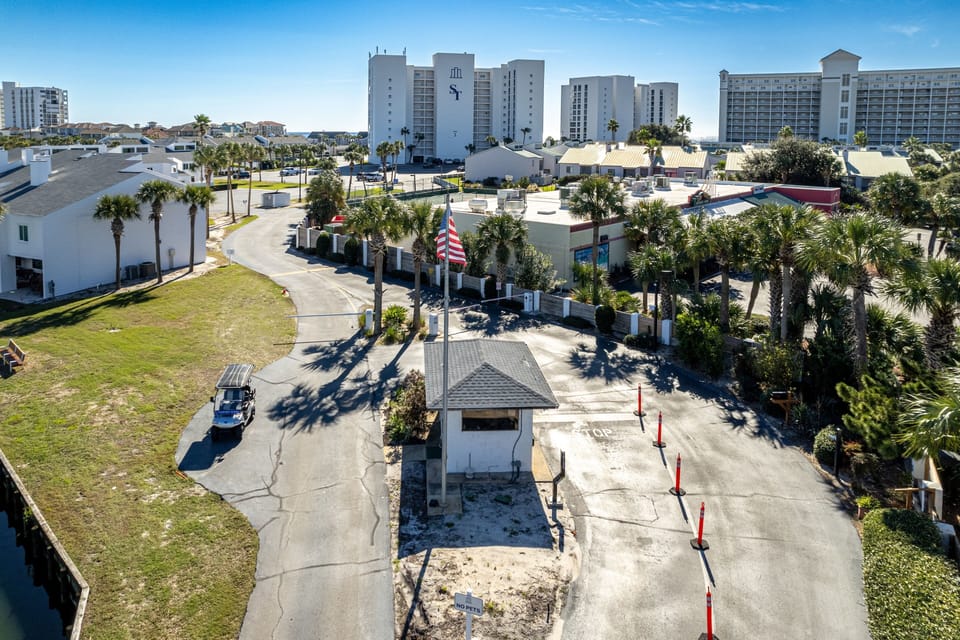 Condo, 2 Bedrooms | Aerial view